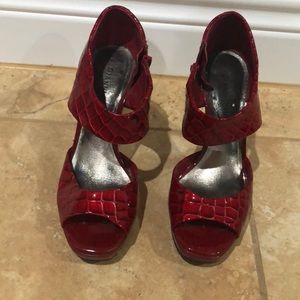 Gianni Bini red heels